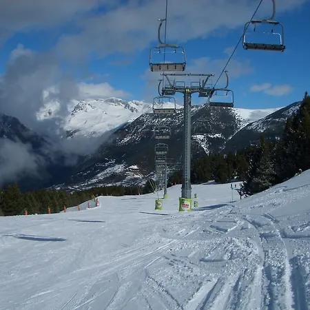 Ball Benas Edificio Prados De Velarta *