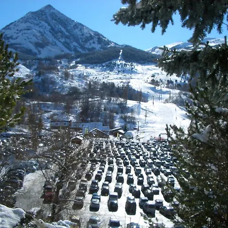 Ball Benas Edificio Prados De Velarta